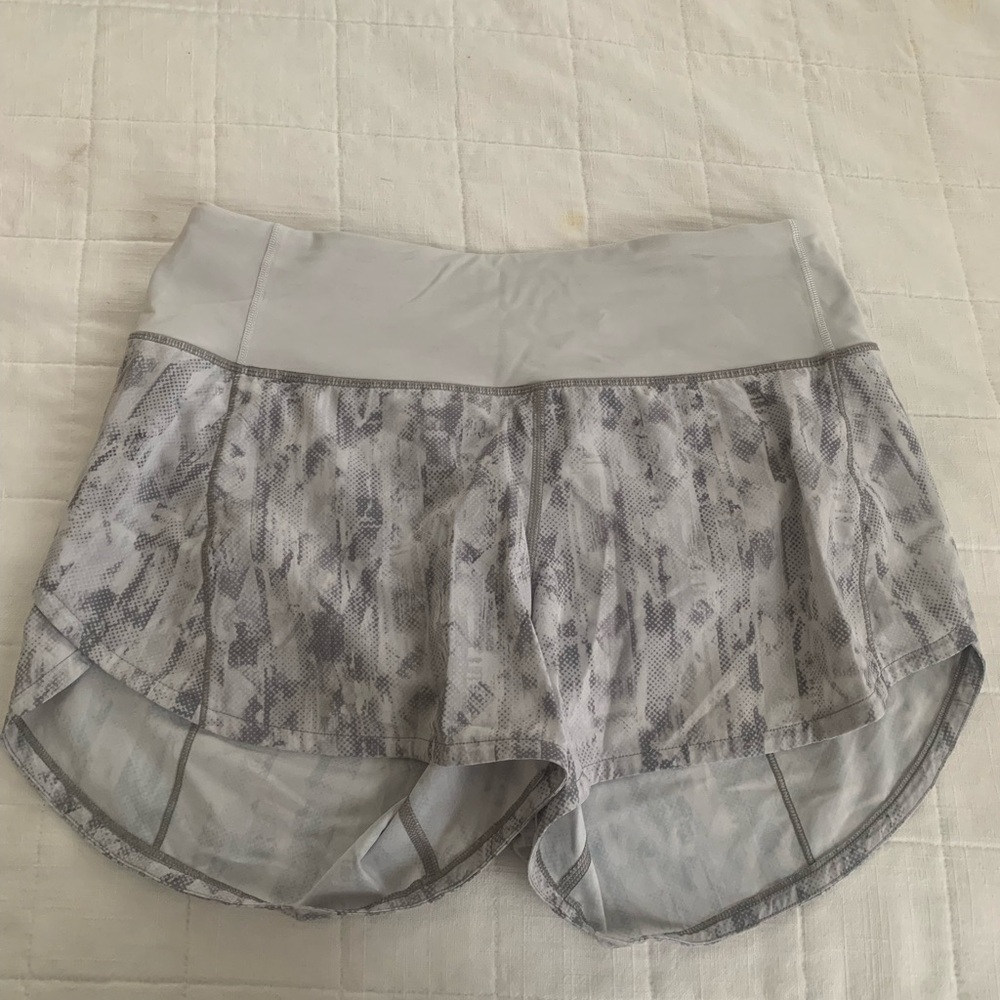 Lululemon Athletica Gray Athletic Shorts Lightweight Moisture-Wicking